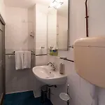 Ca Di Ni *